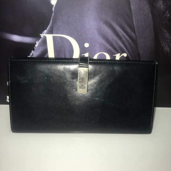 Gucci Handbags - Gucci black‎ leather long wallet